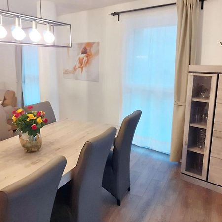 בריסל Modern Apartment In Cureghem Anderlecht 134 M² + Terrace מראה חיצוני תמונה