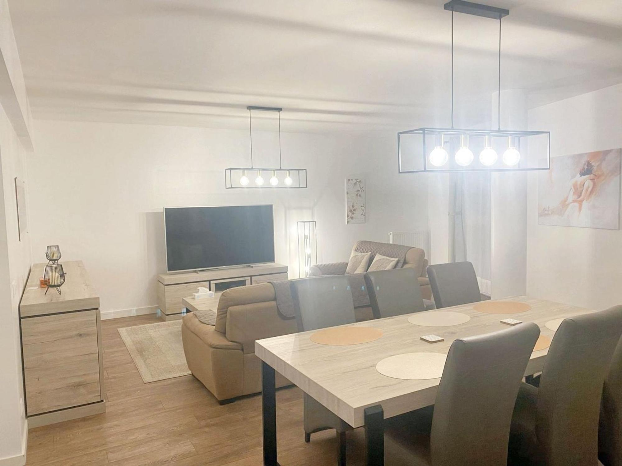 בריסל Modern Apartment In Cureghem Anderlecht 134 M² + Terrace מראה חיצוני תמונה