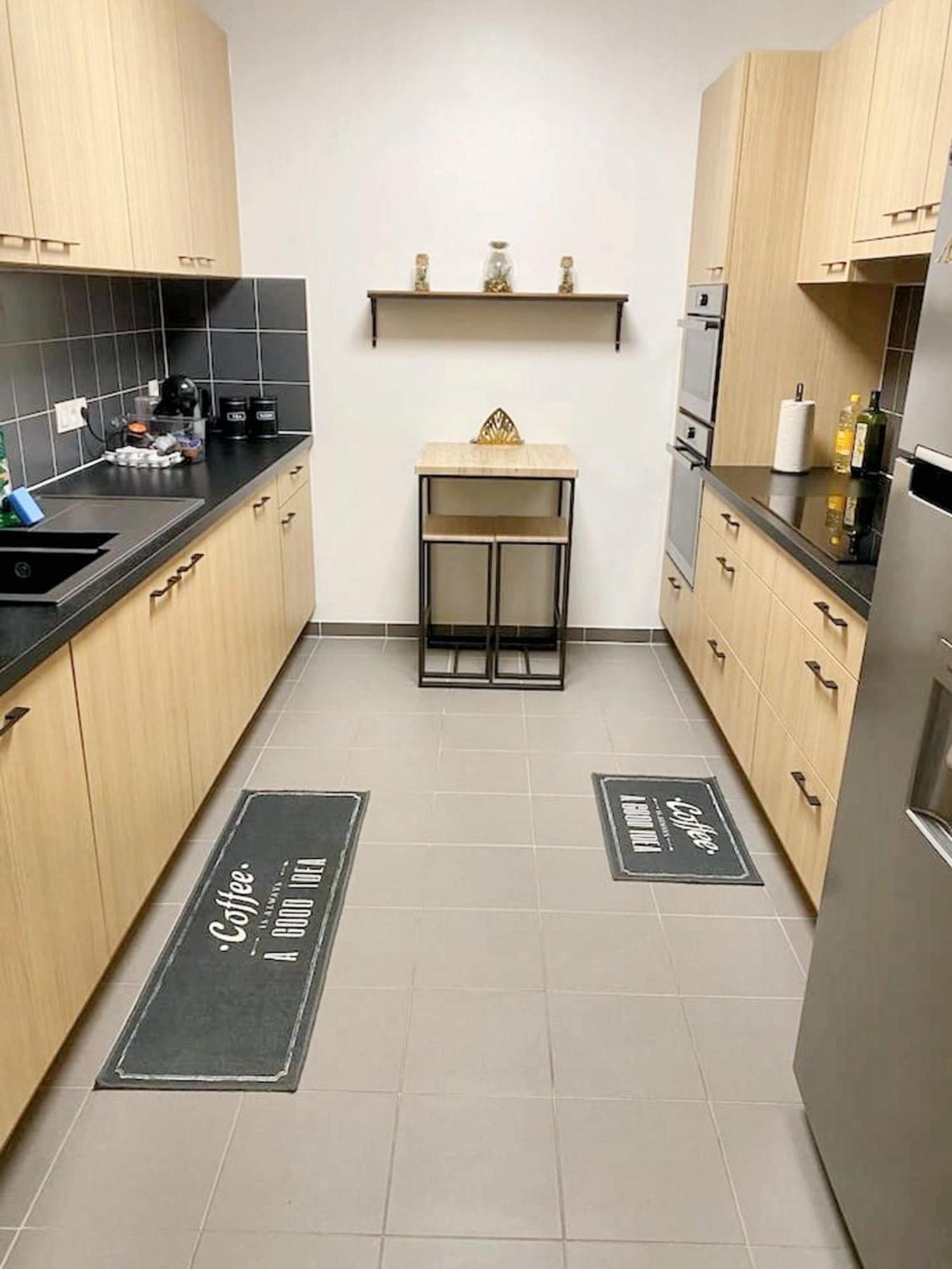 בריסל Modern Apartment In Cureghem Anderlecht 134 M² + Terrace מראה חיצוני תמונה