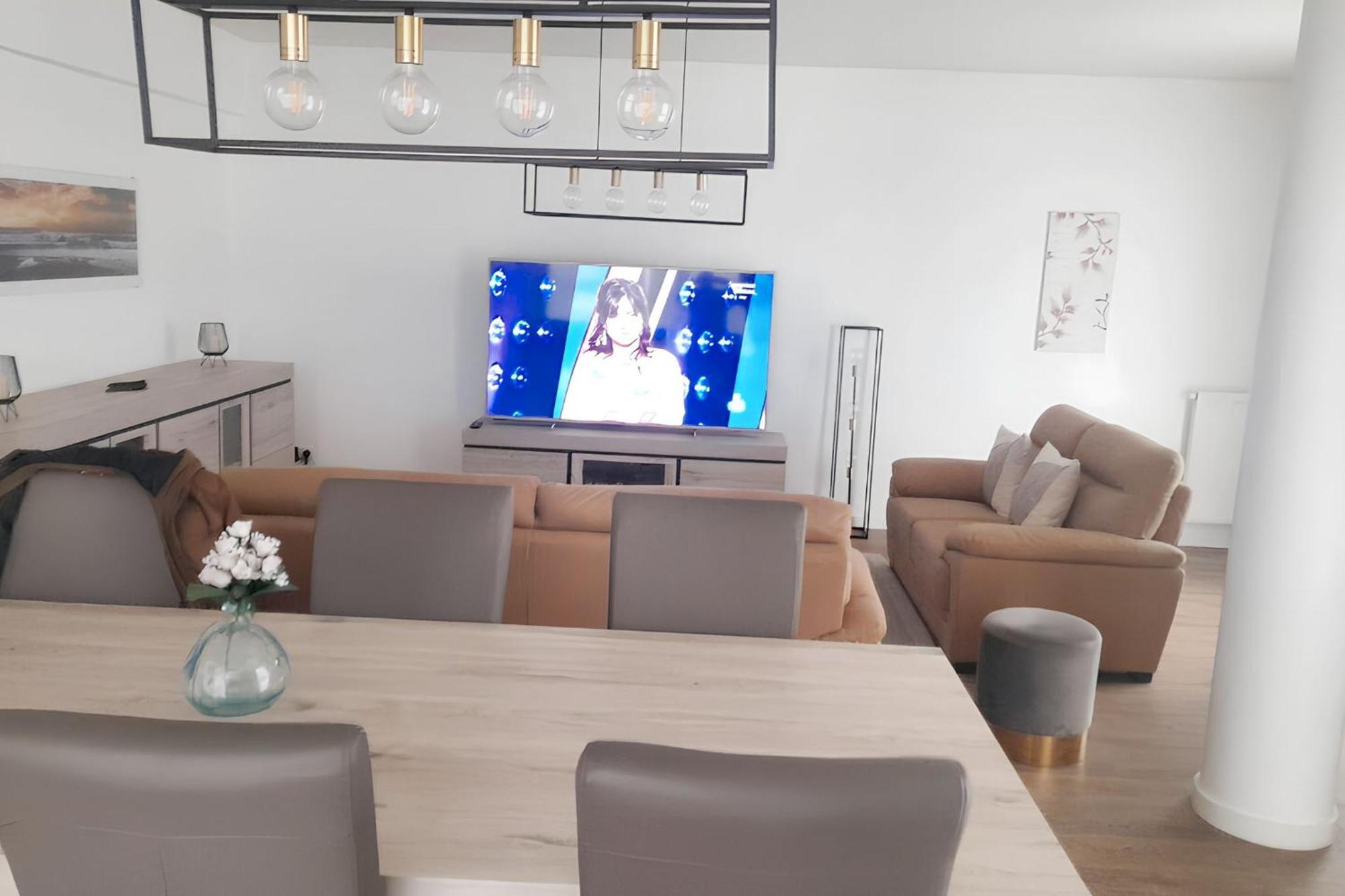 בריסל Modern Apartment In Cureghem Anderlecht 134 M² + Terrace מראה חיצוני תמונה
