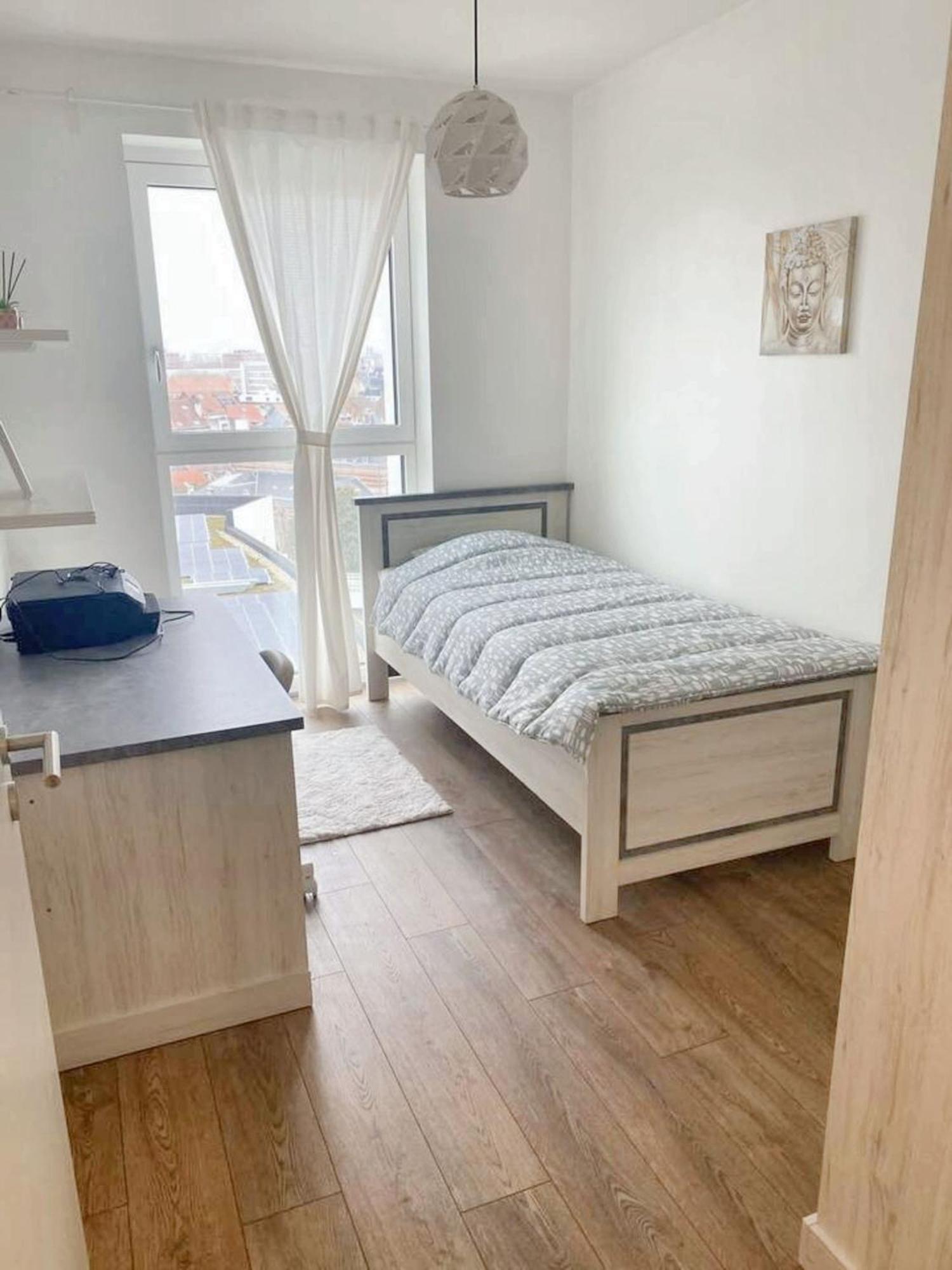 בריסל Modern Apartment In Cureghem Anderlecht 134 M² + Terrace מראה חיצוני תמונה
